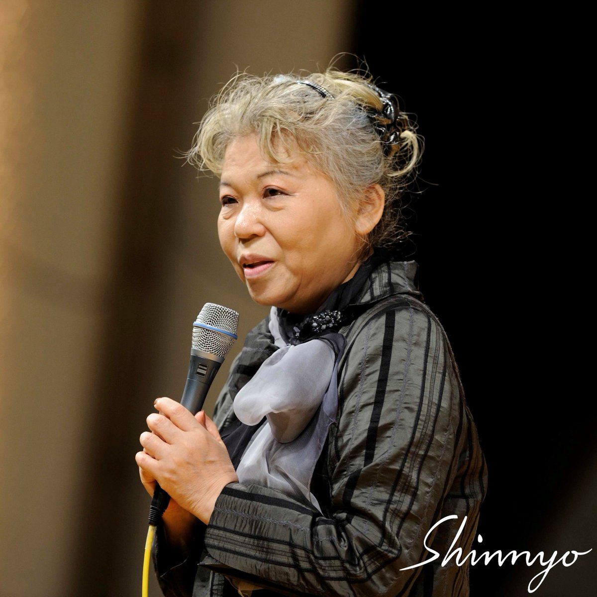 shinnyonews's tweet photo. "Having gratitude for one's origins and beginnings is what helps all life grow and expand. Think of those who illuminated you with their love so that you become a person who illuminates others.” - Her Holiness Shinso Ito

#shinnyo #buddhism #shareyourshinnyo #meditation https://t.co/NPOgMhKJds