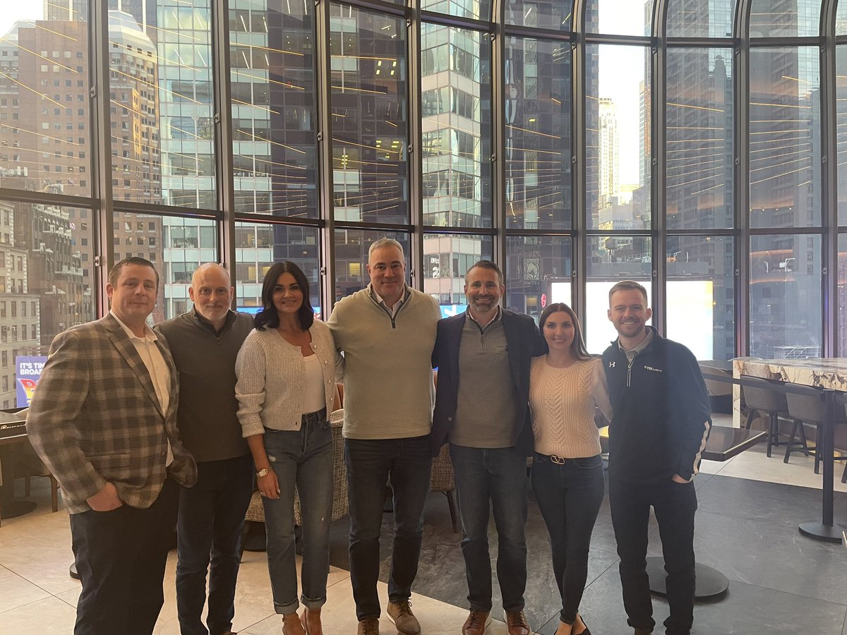 Our awesome leadership crew for our first evening at NRF!   Excited to meet our customers and discuss the future of Retail!  #nrf #teksystems