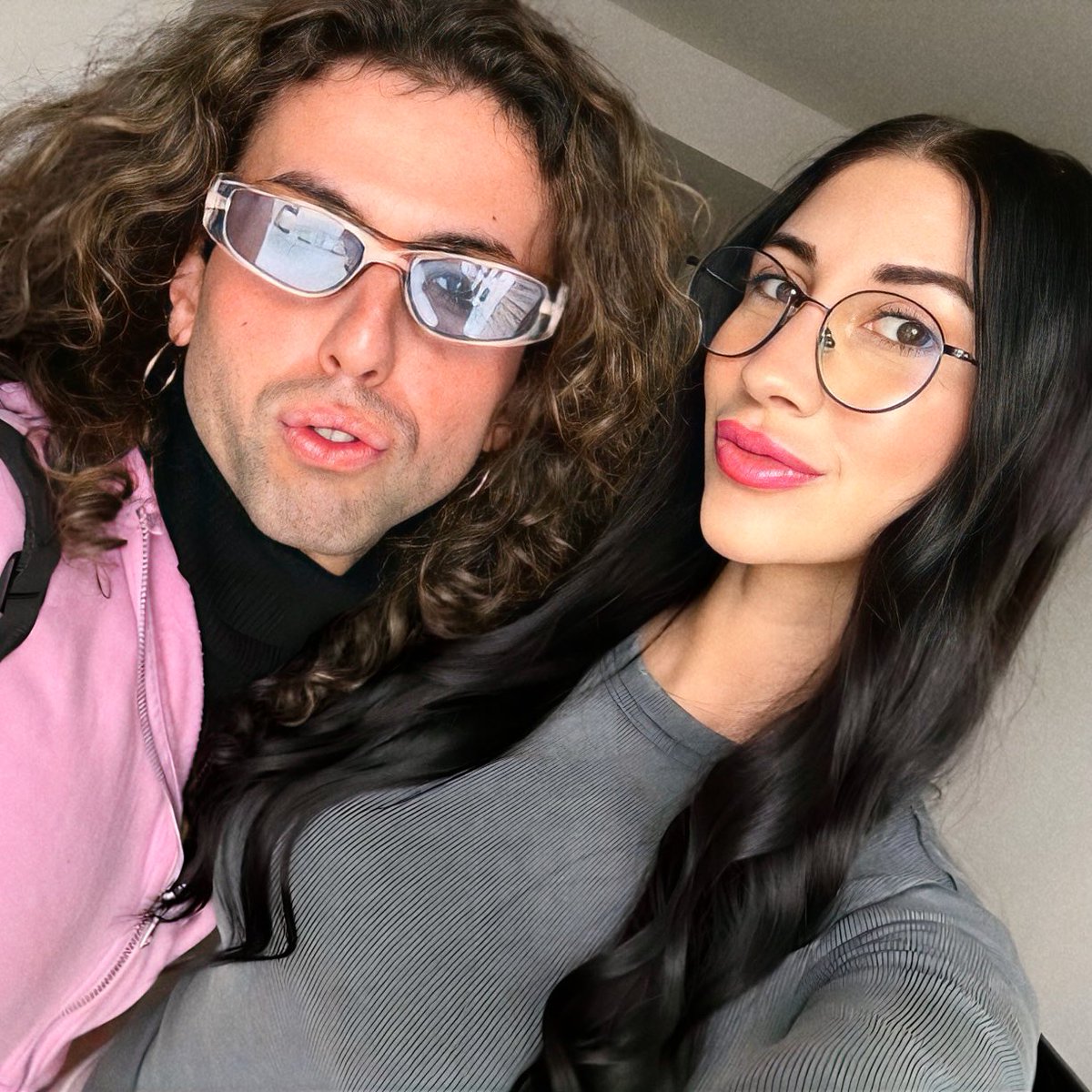 AtenassBu's tweet photo. Naomi y Albert se han reunido🥹🫶🏻

Los amoooooo mis favs💕✨✨

#GHVIP8 #GranHermano #GHDUO13E @naomisuperasens https://t.co/2BHFxzqlZw