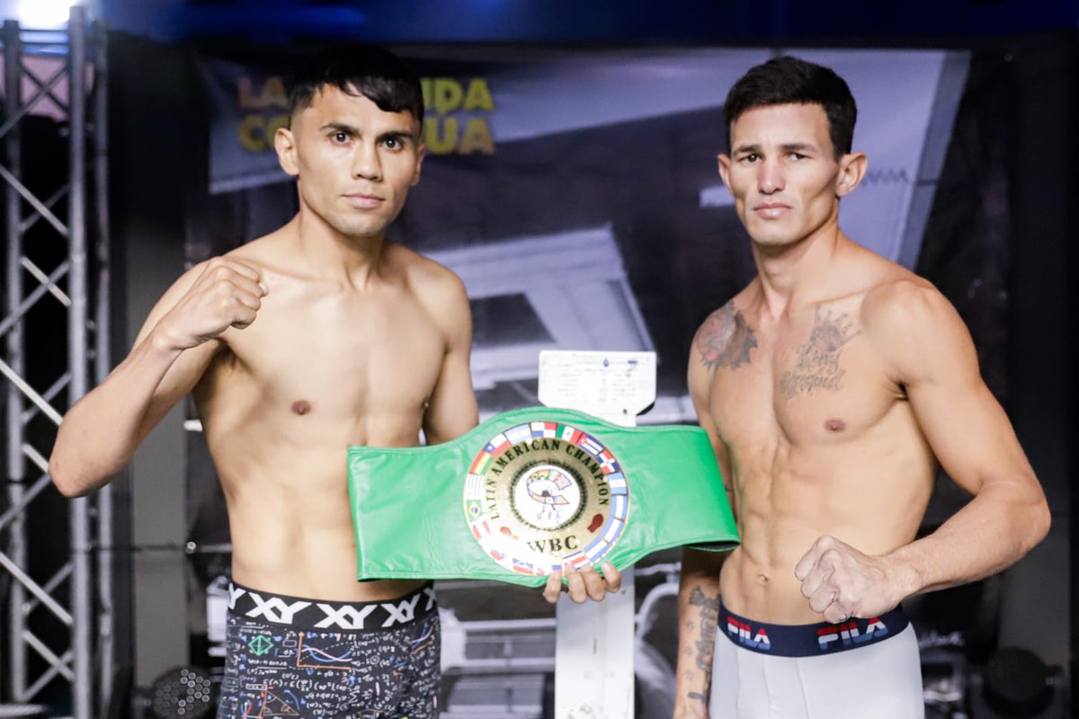 marcegon318's tweet image. HOY a las 23, desde la @FABoxArg ,@BoxeoDePrimera mete la segunda del año con tres peleas estelares, cuatro títulos en disputa ypromesa de KO.
Te esperamos esta noche con @RagazzaBox y @GermanRiesco por @TyCSports y @TyCSportsPlay