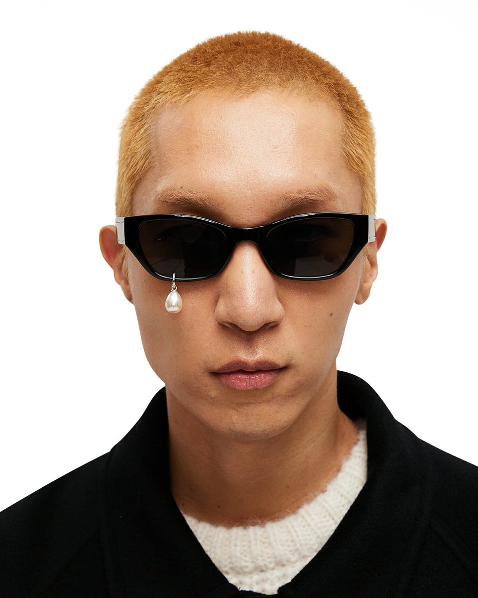 Outlander Magazine tweet media