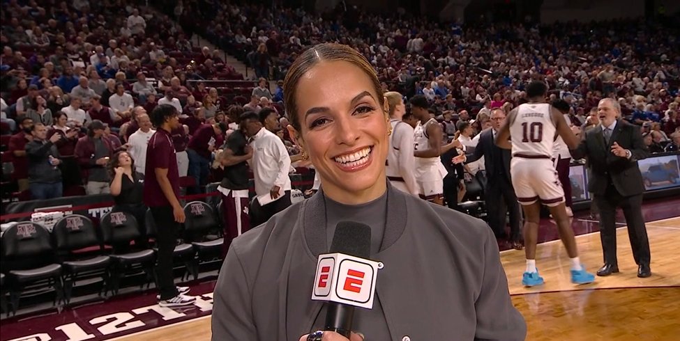 As #UKvsTXAM goes into OT now on ESPN, congrats to @jess_sims on her college basketball debut today as she expands her role beyond @CollegeGameDay football. Jess loves hoops and is a former college player for @trincollwbb. A great addition to our talent roster.