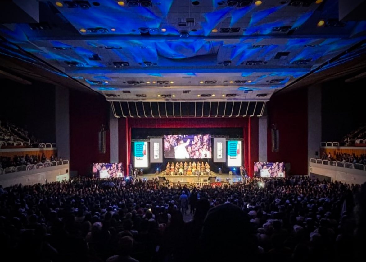 cninoderivera's tweet image. Felicidades @FeliFerMacias por tu esfuerzo y dedicación, por tu trabajo y convicción, por tus resultados de hoy en este #5toInforme. ¡A seguir #ConTodoS! 👊🏼✨