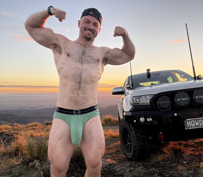 Need to get more of this 😍 Preferably naked next time 😈 maybe even getting that dick sucked 👀🍆 https://t