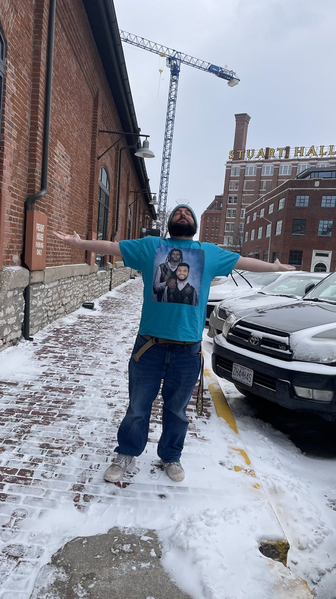 In preparation for the game tonight, <a href="/frye761371/">Photog Frye</a> has been walking around Kansas City today without a coat. “It’s not that bad yet” he says. Psycho.