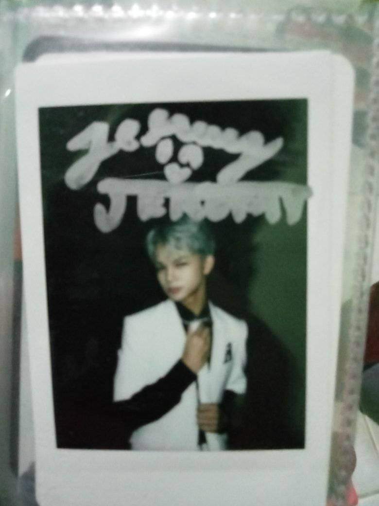 AnchorWall's tweet photo. Wts lfb ph || for bidding signed polaroid

Jeromy Signed polaroid.  

 🐯Starting price: ₱1500
🐯 Min increment: ₱100
🐯 End: tba
🐯 Mine + bid
🐯 Stricly no DM  po

🏷 Jeromy signed polaroid pola hori7on fanmeet

* With Free photocard https://t.co/RP39oZ0I79