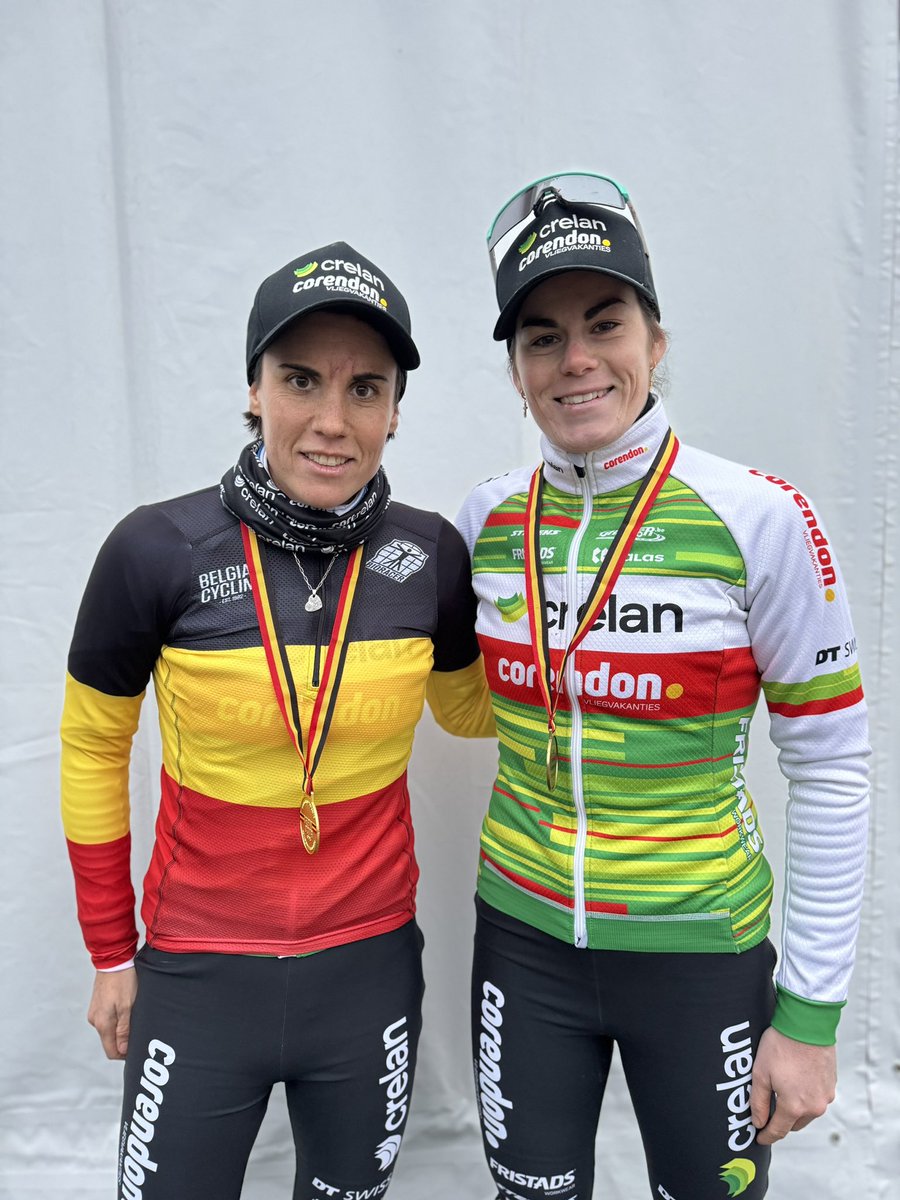 ThomasSneyers's tweet photo. Wat een eventuele 15e titel voor @Sannecant zou betekenen, kregen we deze week als vraag in de voorbeschouwende interviews op het BK. Wel, die 15 is de perfecte en veelzeggende samenvatting wat Sanne Cant voor het Belgische damesveldrijden en wielrennen heeft betekend. https://t.co/r4f11pxaBz