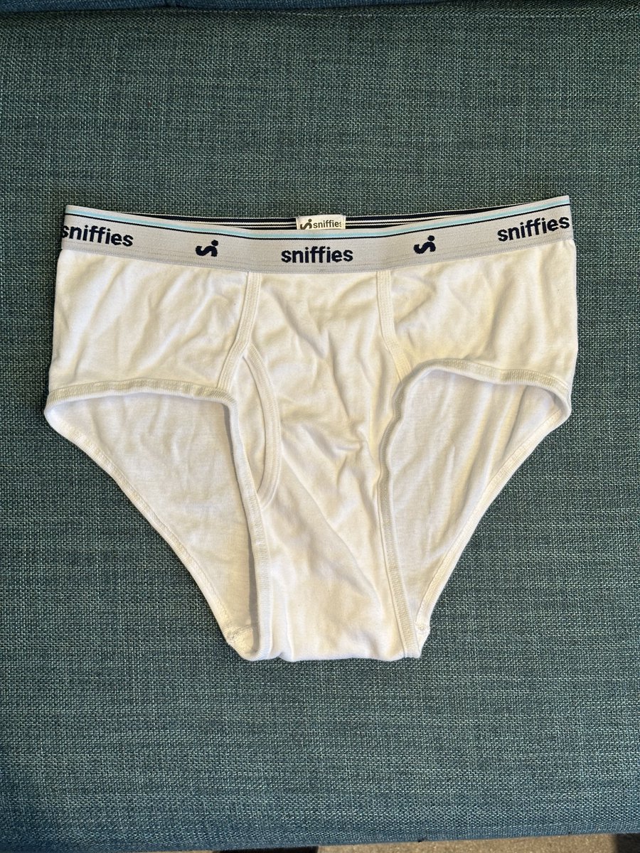 dadstopdrawer's tweet photo. A new pair of briefs just hit the shop. These are an "XL" in huge quotes - in reality they're more like a medium. Looking for a new owner. #tightywhities https://t.co/Ce0Ytl08gt