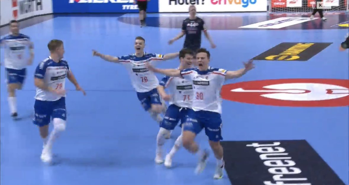 Tinganes's tweet photo. OUR HEROES! 26-26 between Faroe Islands and Norway in #ehfeuro2024💪🏻 🇫🇴 https://t.co/0LCfSBHSBH