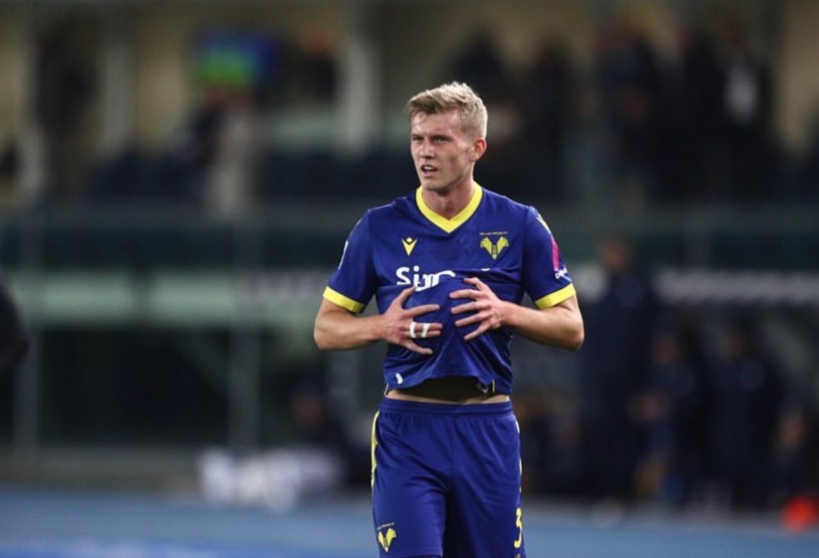 FabrizioRomano's tweet photo. 🔵⚪️ Olympique Marseille agreed on personal terms with Josh Doig.

Hellas Verona still prefer to sell Doing to Sassuolo after fresh bid — pushing to do deal with Sassuolo.

Doig wants to play for OM. 🏴󠁧󠁢󠁳󠁣󠁴󠁿

OM want final decision soon or will start talks for another fullback. https://t.co/rBECPyMRo3