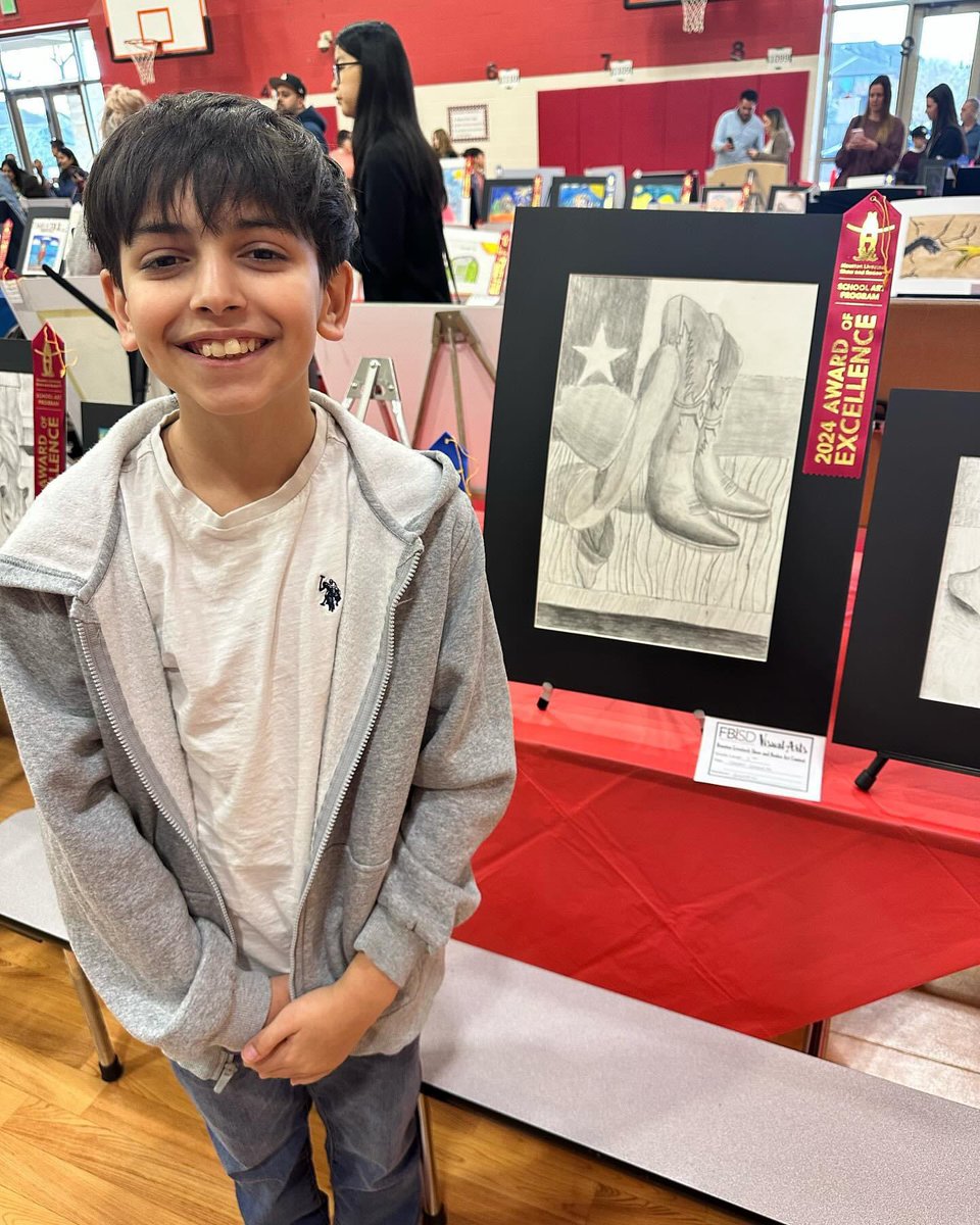 This is one of my former students. So proud to see his work for this year’s rodeo show. Look how far he has come and is now rocking art in middle school. Way to go!! <a href="/FBISDFineArts/">FBISD Fine Arts</a> <a href="/Mrs_Parker2006/">Mrs. Parker</a> #rodeoart #fbisdarted #westernart <a href="/JBMS_Bears/">Bowie Middle School</a>