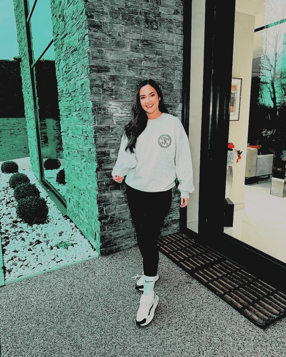 𝐋𝐀𝐔𝐑𝐄𝐍 𝐁𝐑𝐀𝐍𝐍𝐈𝐍𝐆 (@laurenhbranning) on Twitter photo 