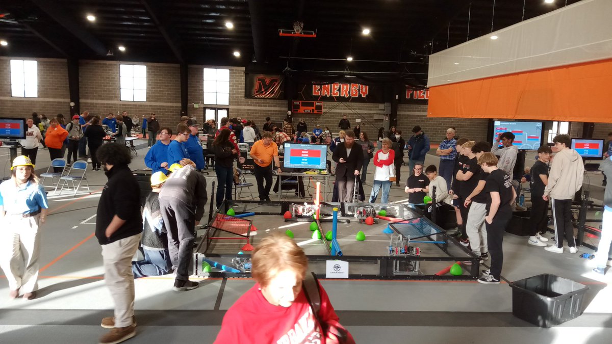 Mount Vernon High School Vex Robotics Challenge competition, today, with the South-Western Career Academy Robotics club. <a href="/SWCSD/">South Western City Schools</a> <a href="/SWCA_Careers/">S-W Career Academy</a>