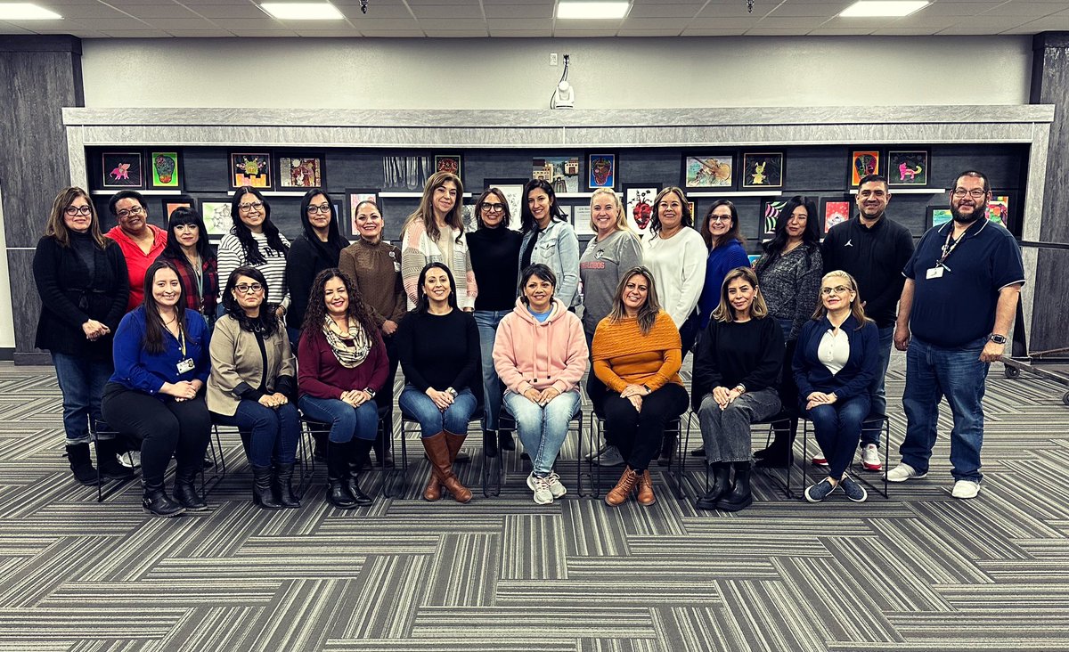 drlizzyjohnson's tweet photo. Today was the kick-off session of the THIRD Ysleta ISD Aspiring Leadership Academy - Teacher Edition. I am so honored to support these amazing educators through a 5 month workshop series that grows their leadership capacity. @YsletaISD @TCend4 https://t.co/nLrM1L7qLe