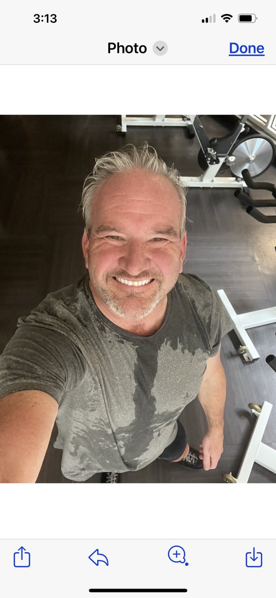 arete14's tweet photo. Winter training in preparation for the Anchor House Ride For Runaways! ⚓️🚴🏻🚴🏽🚴🏿

⭐️SIGN UP Begins January 15, 2024! Who wants to join me? ⭐️

My program today consisted of:
One hour stationary bike (cadence routine) followed by 30 minutes of weightlifting 🏋🏻‍♂️ and yoga 🆒 down! https://t.co/m9qQX4yRDw