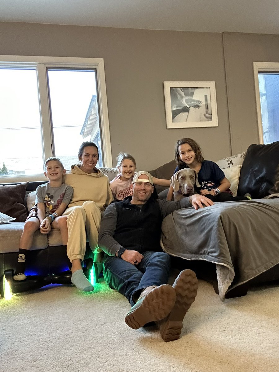 gardnerbarry8's tweet photo. Excited to welcome a new addition to the family today! We officially brought home Casey! #weim https://t.co/EfLosyy0NH