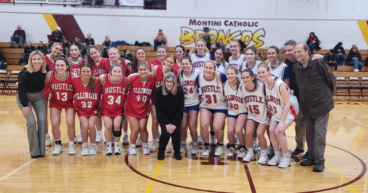 lzgirlsbball's tweet photo. Thanks to Coach Spanos &amp; everyone at Montini for hosting another great event! Thanks to Jim O'Boye for putting it all together. It was an honor to celebrate Coach Kipps legacy at our game today! Thanks Tuck &amp; Mrs. Kipp for joining us!!! https://t.co/YmCnh0g6aR