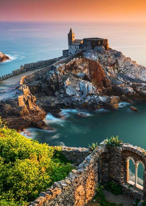 Notea663152's tweet image. There are mountains and water good mood.