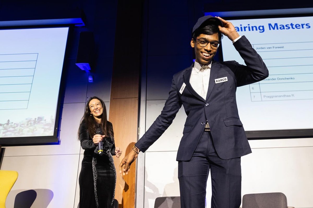 fionchetta's tweet photo. A pleasure hosting @tatasteelchess’s opening ceremony and drawing of lots again last night 💙
📷 by Jurriaan Hoefsmit https://t.co/3VJFALpKmQ