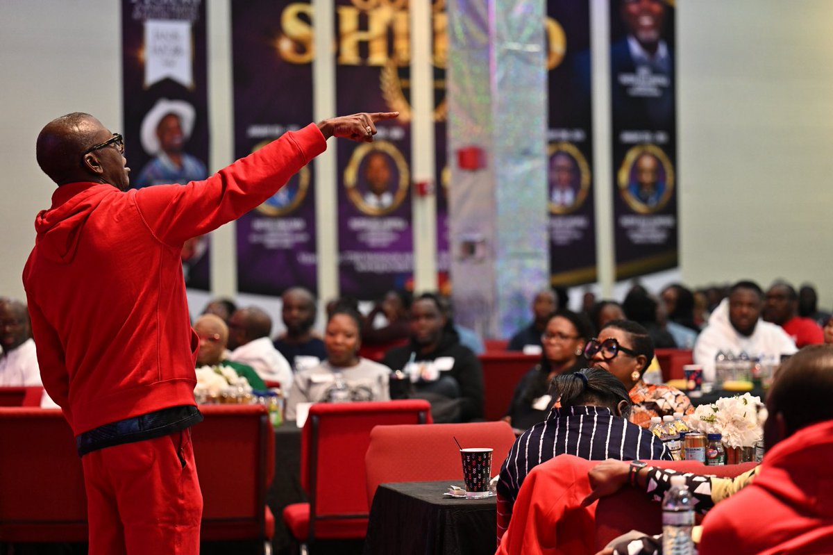 PstTolaOdutola's tweet photo. We’re so blessed to have Pastor Bola Odutola with us for our Workers’ Retreat this year! What a time we had in God’s presence 🙏🏽

#JesusHouseBaltimore #JHBDreamTeam #WorkersRetreat #EmpowermentDay #TeamBuilding #EmpoweredForGreaterWorks #PastorBolaOdutola #PastorTolaOdutola https://t.co/iXzt91uvTN