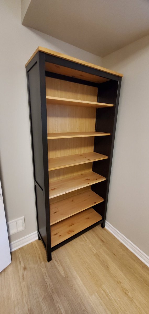 TaskerMattTor's tweet photo. #furniture #furnitureassembly #ikea #ikeaassembly #bedassembly #hemnes #Toronto #Mississauga #Scarborough https://t.co/jPXE6QLDJM