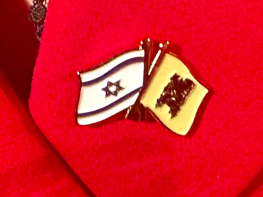 ManVanKatoen's tweet photo. Zeg, @MichaelFreilich, waar kan ik er ook eentje vinden? https://t.co/L5uEHGNJMX