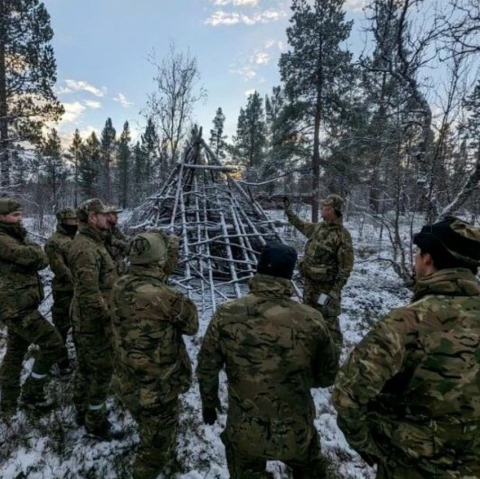 Commando_Ops's tweet photo. The Commando Force are back in Norway.
Images from 29 Commando RA on Instagram.
https://t.co/r80go0JhvN https://t.co/21MF6sUwrG