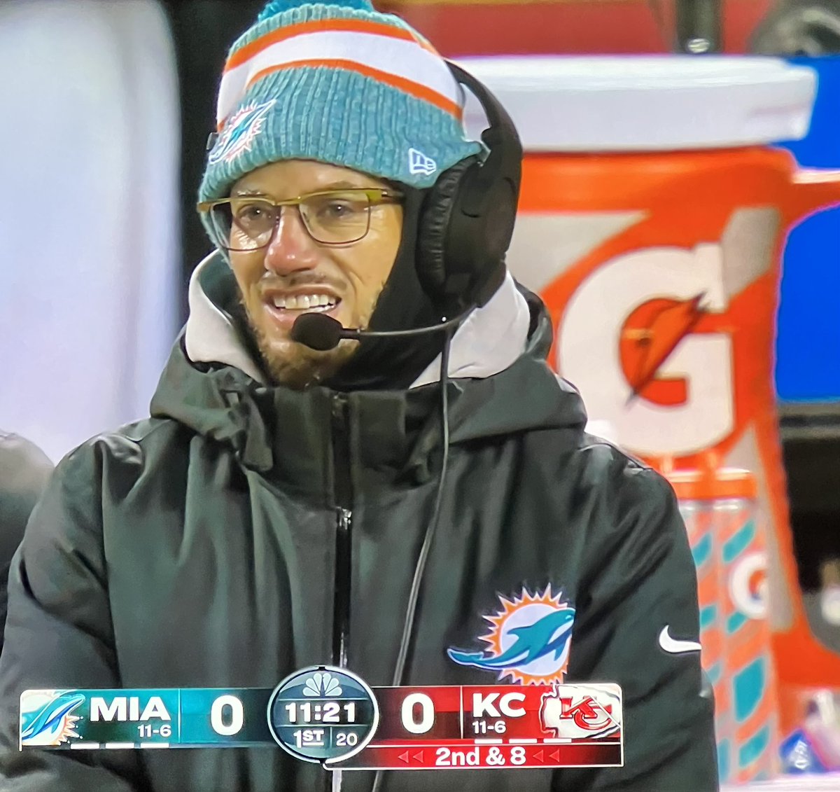 MattParrino's tweet photo. Wanted it to be colder. Got his wish. Looks uncomfortable. https://t.co/HDm3fSaUku