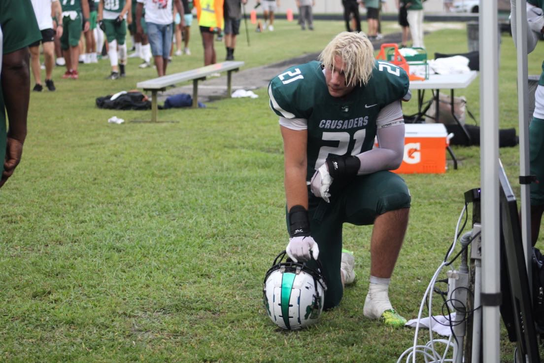 Still an uncommitted 6’3 243 pound D end/ OLB looking for a place to call home in the fall senior season highlights &gt;hudl.com/v/2Le6ZV