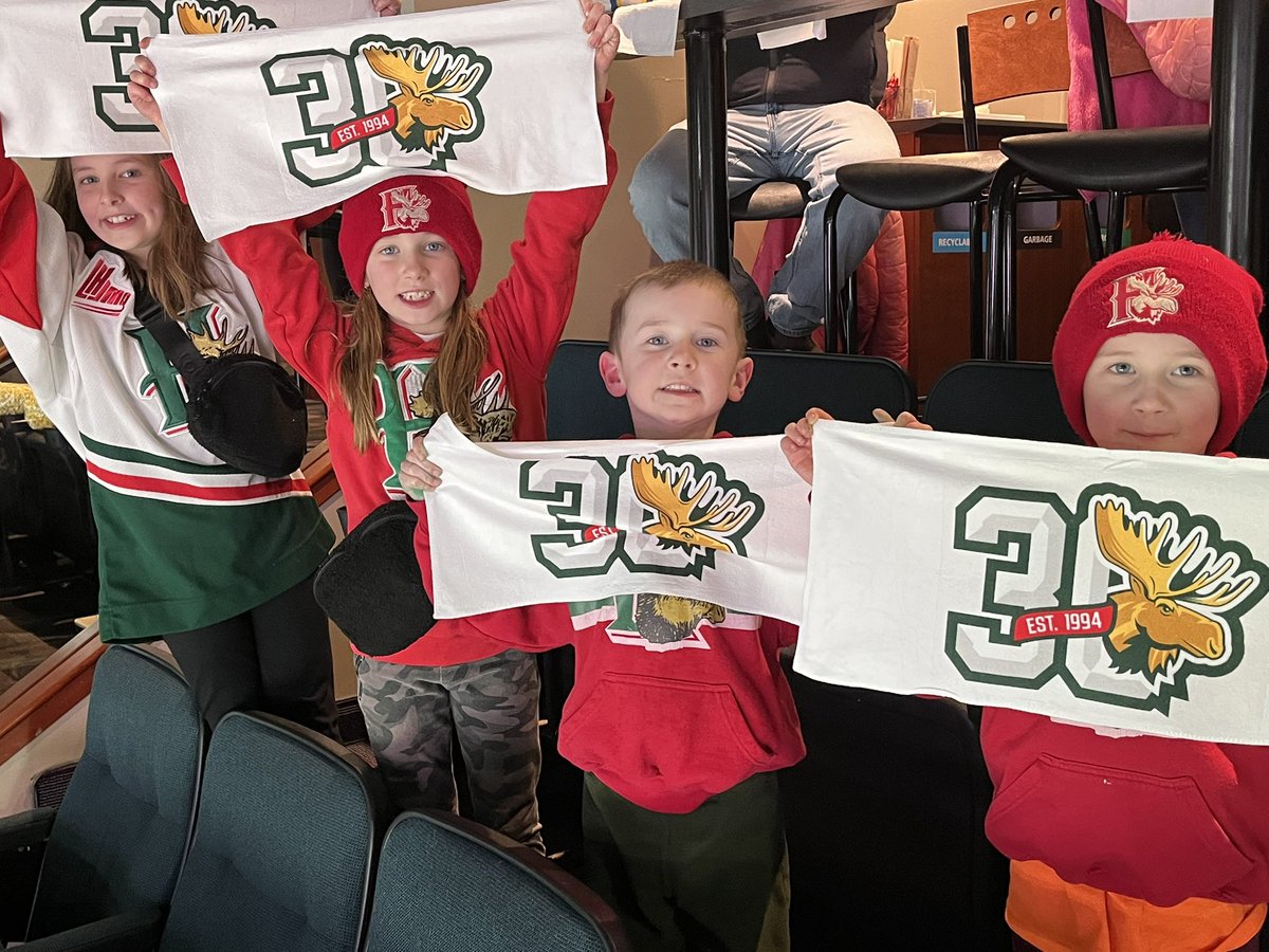 steelead's tweet photo. Let’s go Moose!
#gomoosego https://t.co/oAcUiWpbvi
