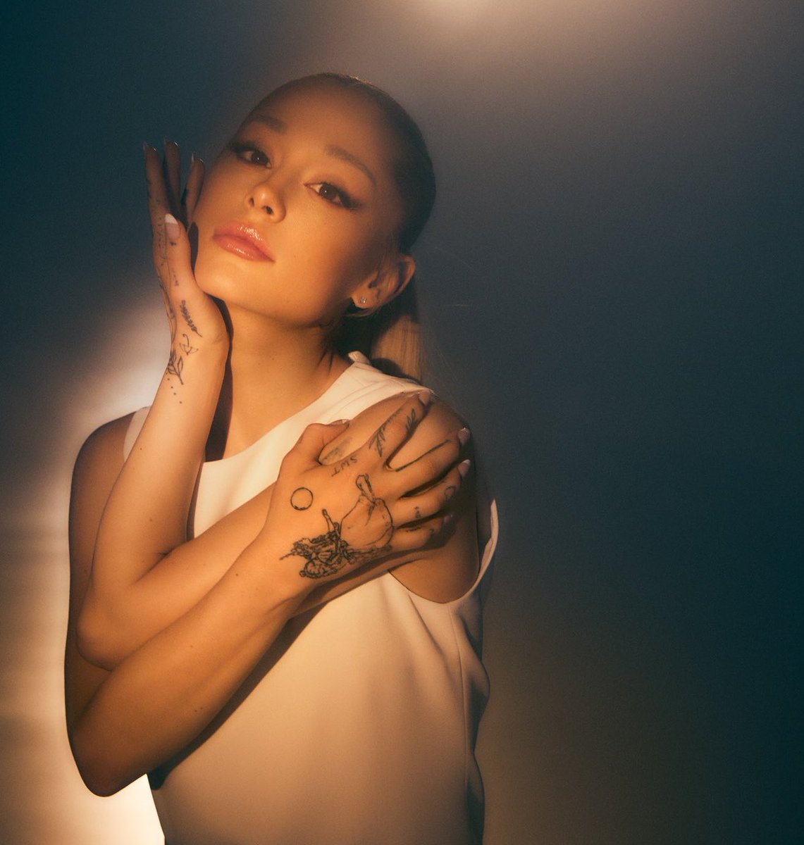 PopBase's tweet image. Page Six in new article about Ariana Grande and Ethan Slater’s relationship:

“Regardless of what people had to say, there is no hard evidence that Grande did anything to separate Slater from his estranged wife.”