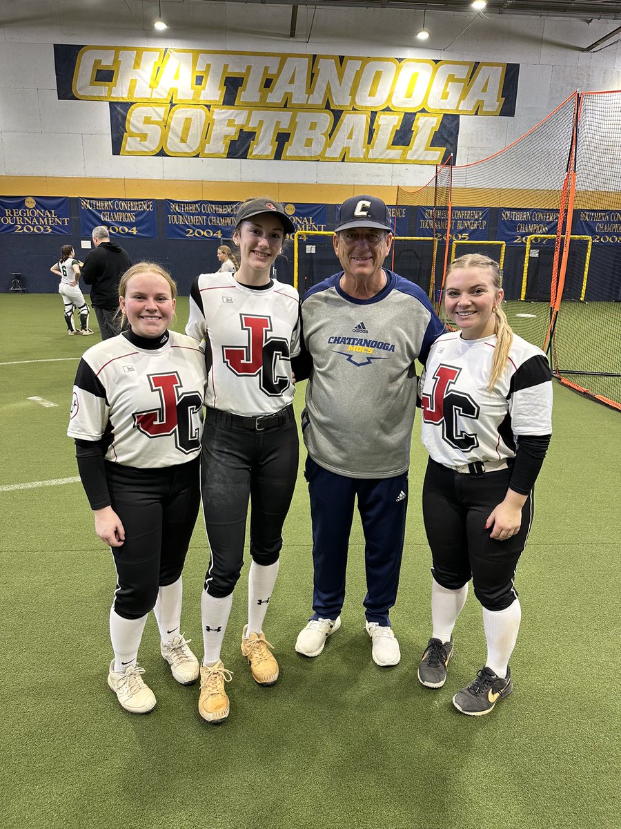 Kora Kilgore (@korakilgore) on Twitter photo Great day today with <a href="/GoMocsSB/">Chattanooga Softball</a>! Thanks to <a href="/CoachFrankReed/">Frank Reed</a>, <a href="/coachK73/">Scottie Kilgore</a>, <a href="/cheytwn77/">Cheyanne Tarango-Camp</a>, other coaches and players for putting on such a great camp! Great day today with <a href="/GoMocsSB/">Chattanooga Softball</a>! Thanks to <a href="/CoachFrankReed/">Frank Reed</a>, <a href="/coachK73/">Scottie Kilgore</a>, <a href="/cheytwn77/">Cheyanne Tarango-Camp</a>, other coaches and players for putting on such a great camp!