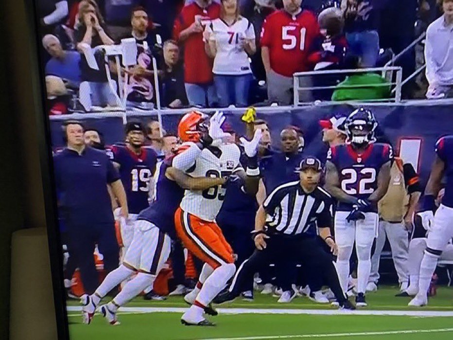 coryfinkler22's tweet photo. I need an investigation into this ref https://t.co/9rIGDpPXzu