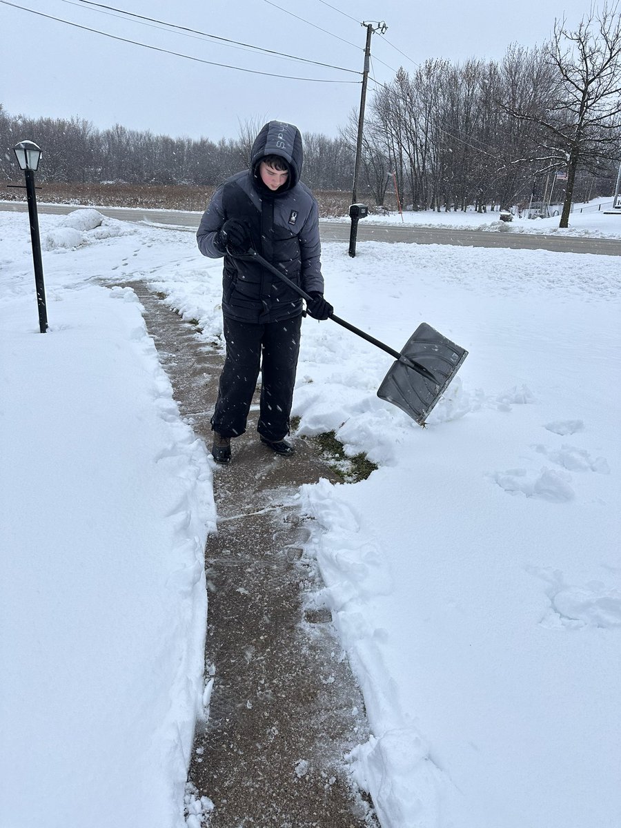 jammey01's tweet photo. JD has been shoveling snow at his grandparents’ since Tuesday! Same sidewalk, 3 times, 5 days apart! https://t.co/sV5AG40CGg