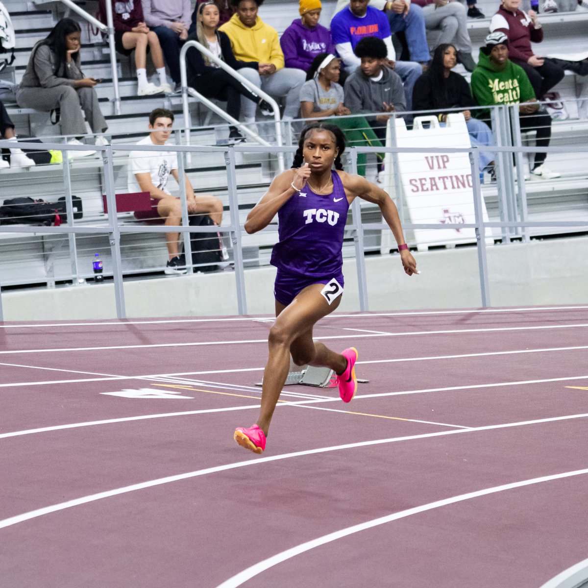 Tia Williams clocks a 56.45 to take third in her TCU debut 👏👏

#GoFrogs