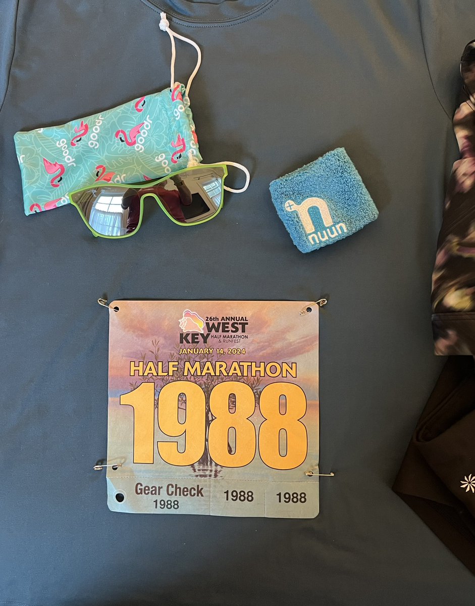 kheadman's tweet photo. Whoโs ready to run? #TeamNuun #KeyWestHalf #KeyWest5K #VegasBorn๐ฆฉ https://t.co/uGmiIgV6xJ