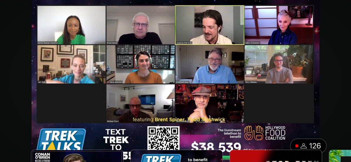 TrekMovie's tweet photo. The #StarTrekPicard panel has begun!
#TrekTalks 3! Watch: https://t.co/loIdZnXxl5 https://t.co/EpEA9dSvLL