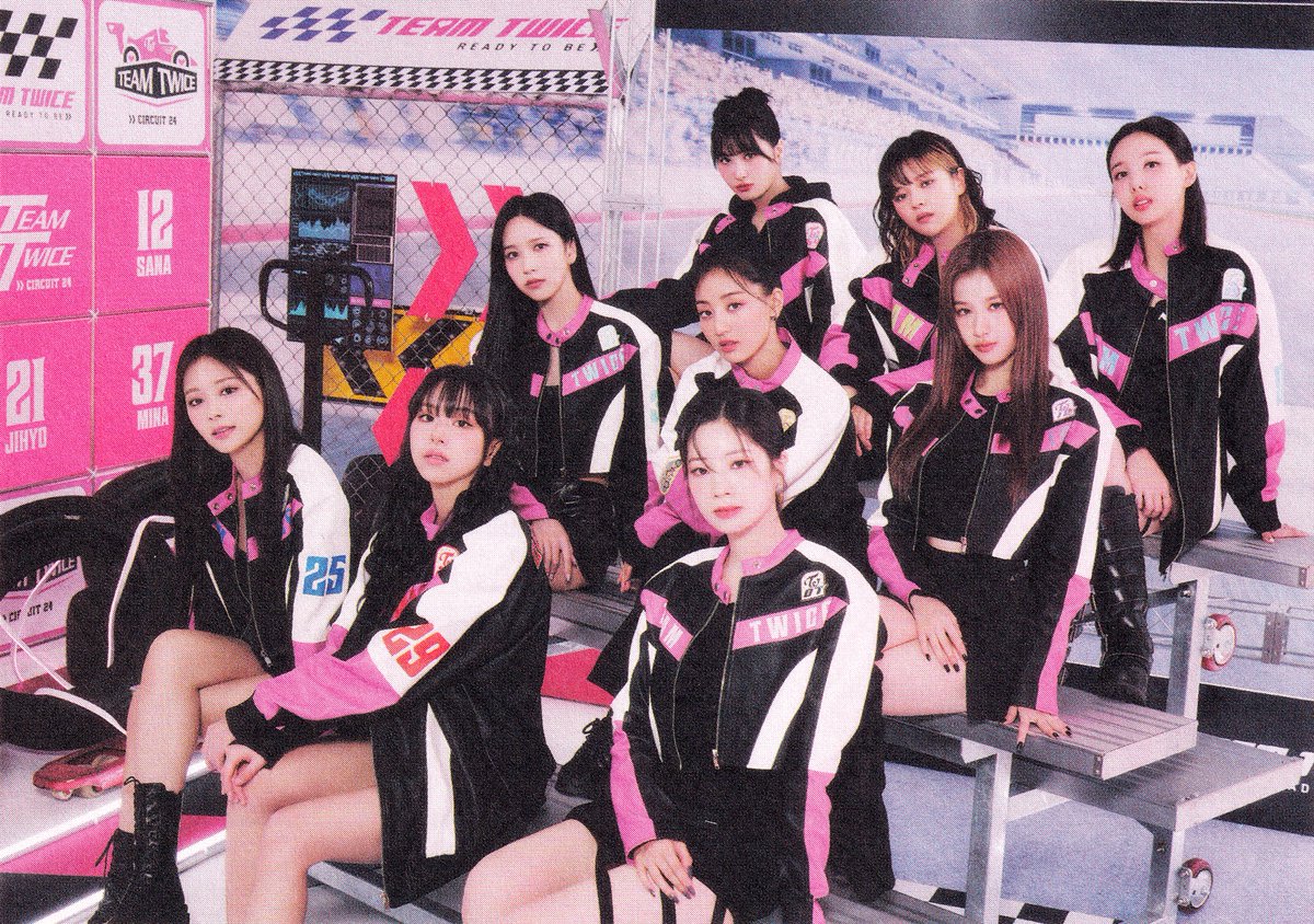 SCAN] TWICE JAPAN SEASON'S GREETINGS 2024 'Circuit 24' 