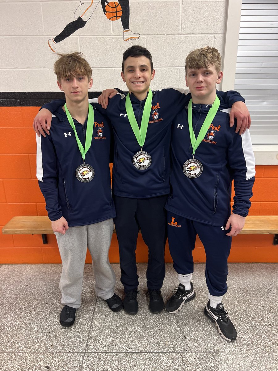 LiverpoolWrest1's tweet photo. Very proud of our #MatWarriors who made big jumps today at the Phoenix Mid-Winter Scramble. They are getting better every time they get on the mat. Hard work pays off! #HuntingSZN #RollPool https://t.co/2tiJXBStsU