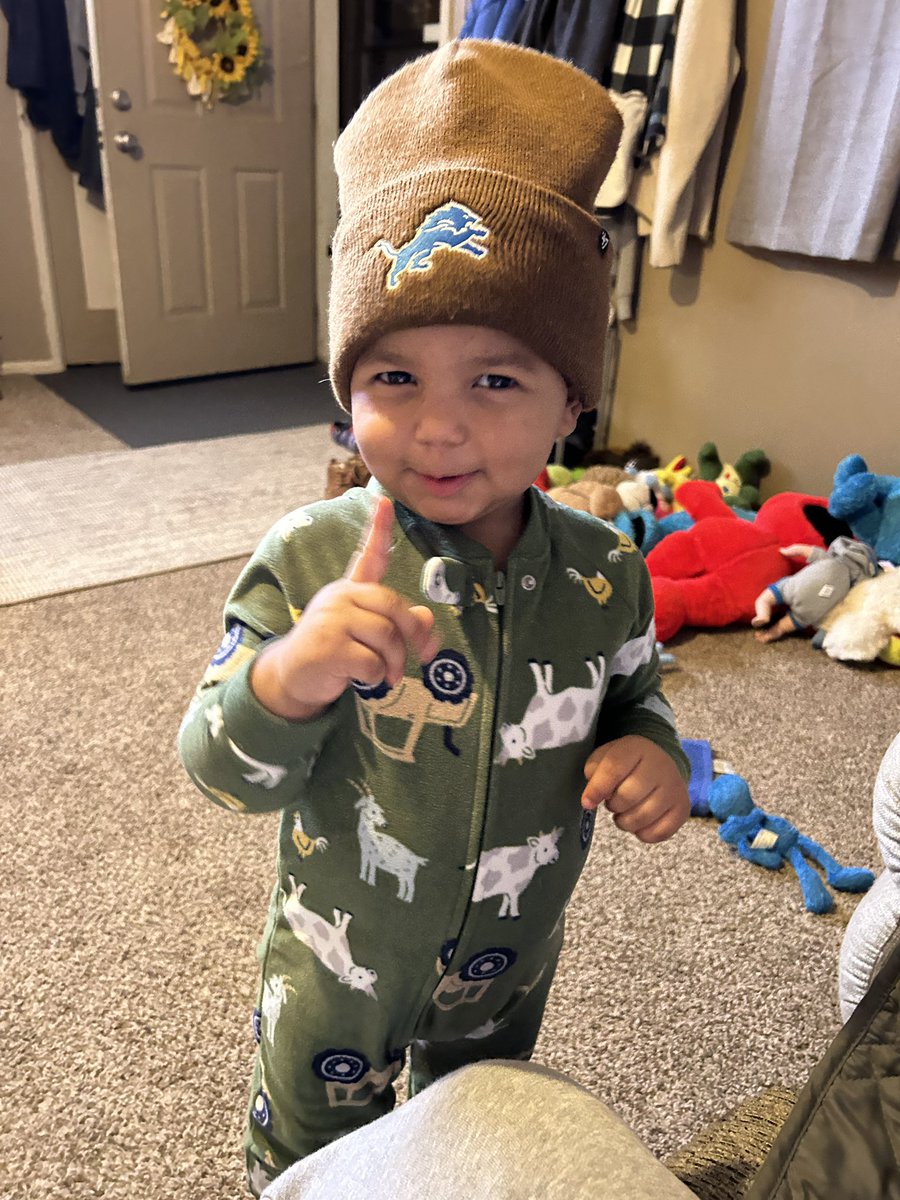 BrianEgickJr's tweet photo. #DayOneShit
#RaiseRmRight
#AllGrit https://t.co/MgIH6tZY1m