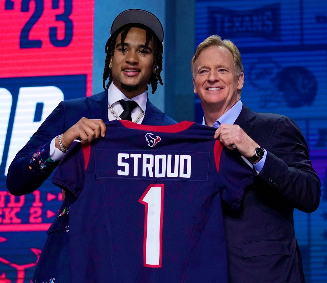 “dOn’T DRaft oHiO sTAtE qBs!” 🤣🤣🤣