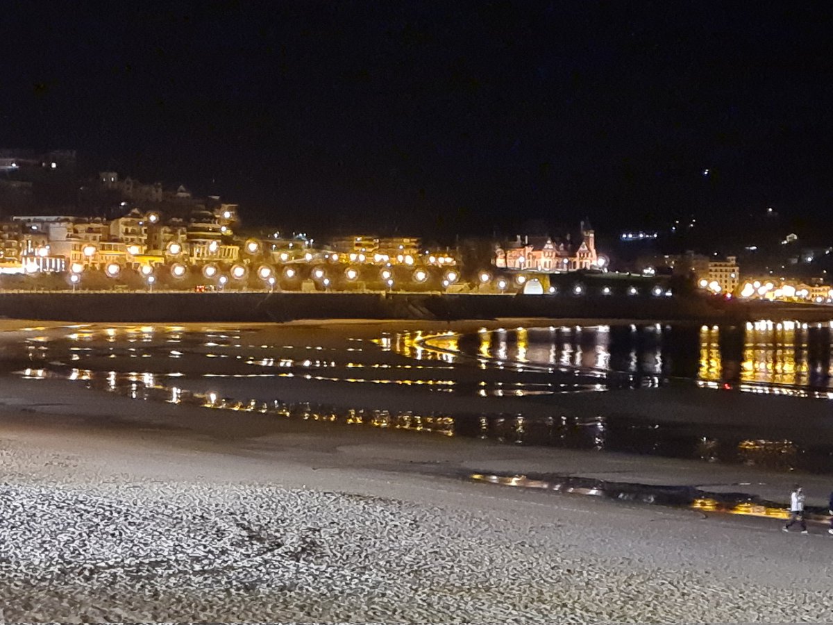 outoffreedom's tweet image. Qué preciosidad! #bajamar #SanSebastián #invierno #LaConcha