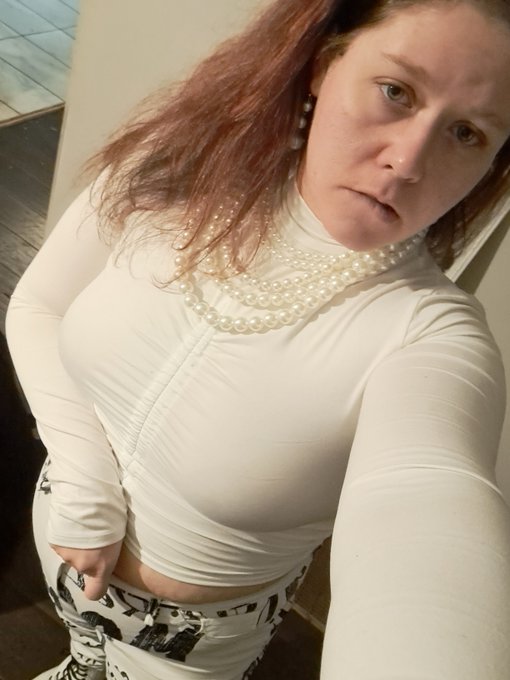 #milf #snowbunny #Glamorous https://t.co/JD6kgBMtjL<a href="/tag/milf"class="tags">#milf</a><a href="/tag/snowbunny"class="tags">#snowbunny</a><a href="/tag/glamorous"class="tags">#Glamorous</a>
