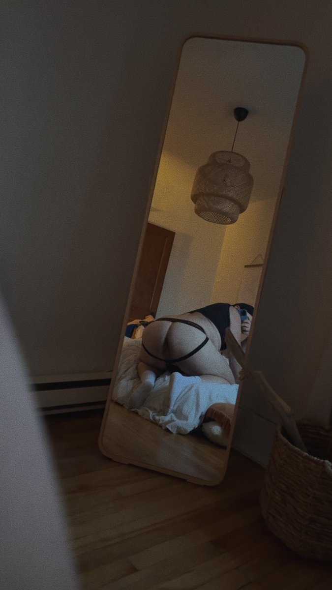 suburbthicboy's tweet photo. 🌕 https://t.co/6xFvmcd4Qq