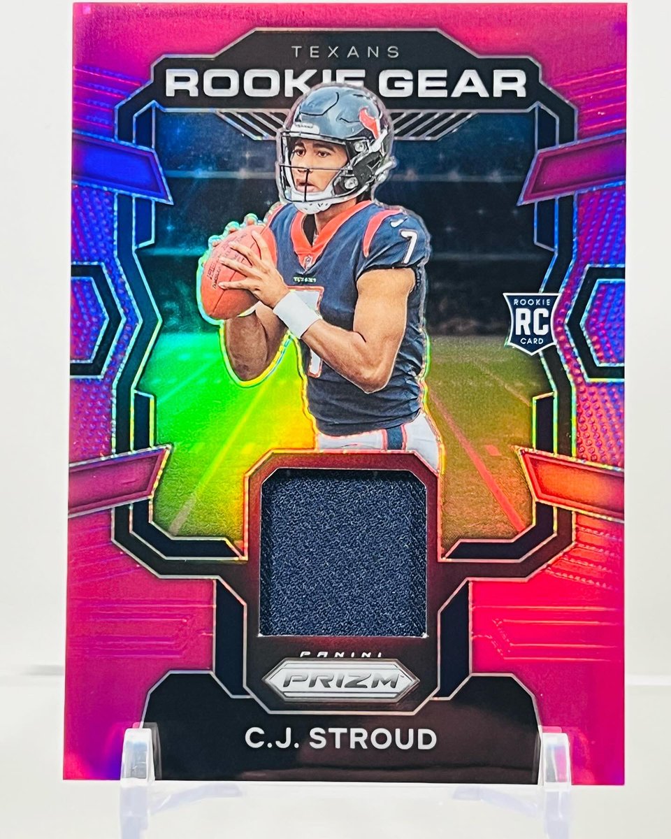 filthystlye321's tweet photo. @ricanking6 Origin to /299 also Just pulled the Pink RC Gear in a Target Mega Thanks @ricanking6 for those ALERTS 🤙 https://t.co/WtfbjcrVDq