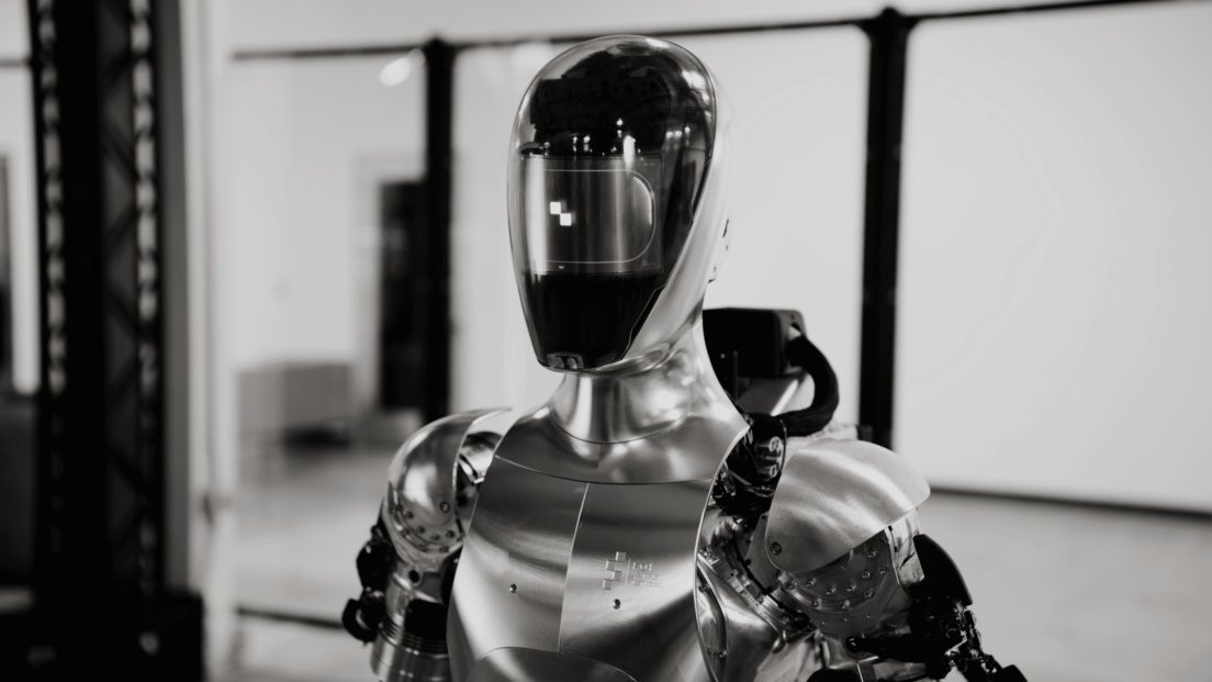Nicolascastroai's tweet photo. Figure 01: el primer robot humanoide que aprende a realizar las actividades de los humanos al ver cómo las hacen 🤯

¿No es una locura? https://t.co/cRkqtoKhIS