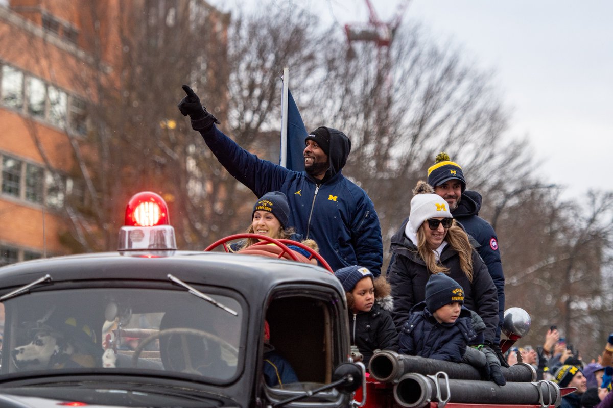 UMichFootball's tweet photo. A good time was had by all!

#GoBlue https://t.co/RLogMclnFw