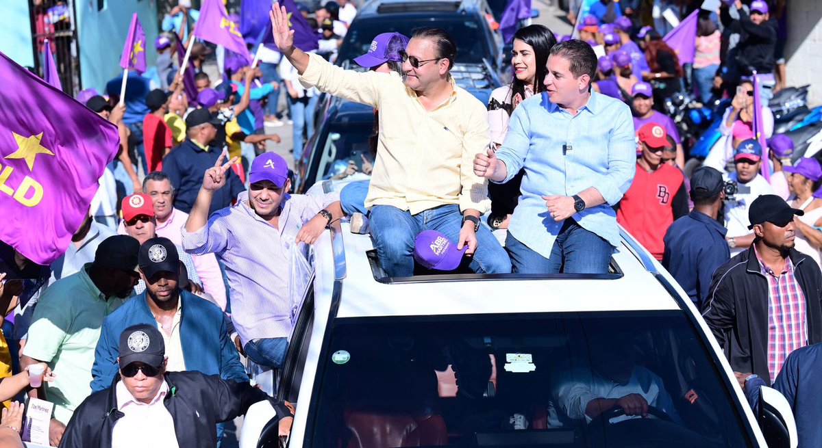 JESULINAMPARO's tweet photo. Victor Fadul, llamado a continuar el legado más importante en toda la historia de Santiago, el legado de Abel! 
Abe Martínez, ha transformado cada rincón de la Ciudad Corazón, a niveles de primer mundo. La responsabilidad espesada, pero Fadul Puede 💫
#AbelPresidente ✨
#PLDGana! https://t.co/JlBAwJjWpu