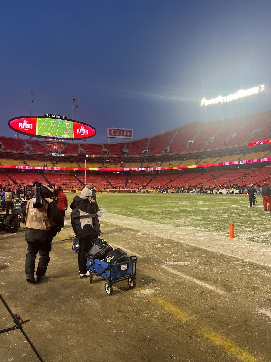 Josh_P_Green's tweet photo. Can confirm it is cold in Kansas City https://t.co/PSeXKb9mu6