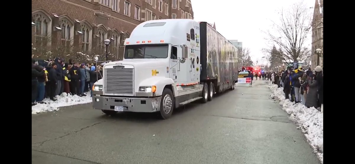 Palmer Moving Services tweet media